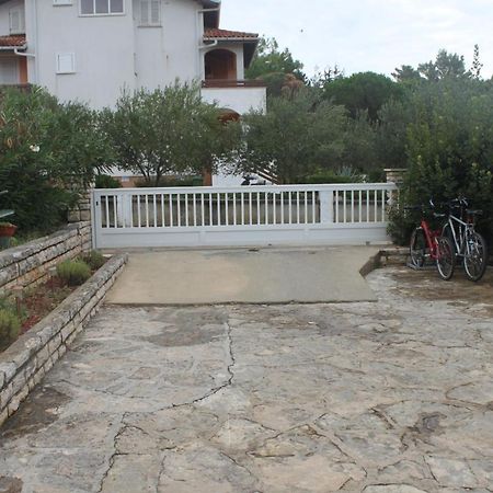 Summer House In Novalja Exterior photo